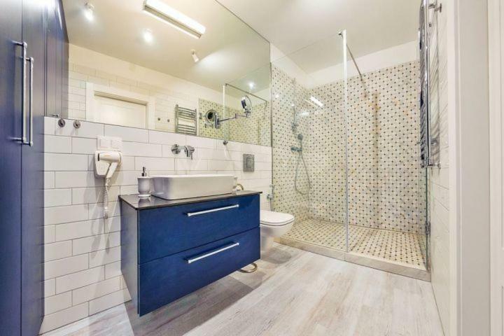 Unique Motlawa Riverbank Apartment Gdansk Ngoại thất bức ảnh